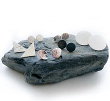 Afbeelding in Gallery-weergave laden, Mini-Workshop Zilveren oorstekers - Elewijt (Zemst) 06/09/2023 (13-15u).
